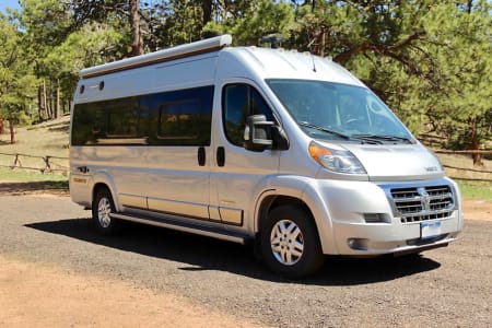 Apache JunctionRV rentals