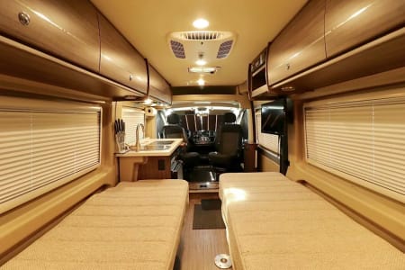 Apache JunctionRV rentals