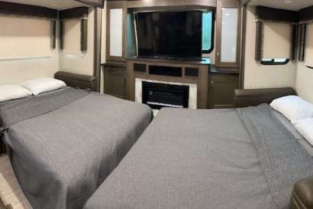 AnotherWorld Rv Rentals