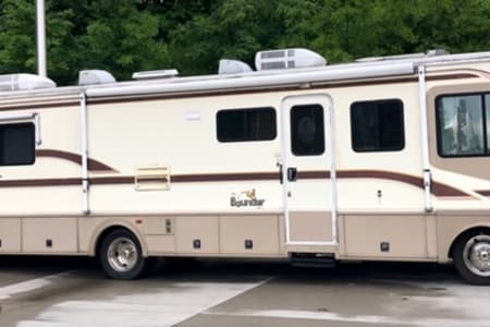 1998 Fleetwood Bounder