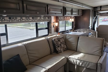 RV Rental santa-rosa,California-(CA)