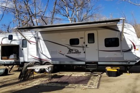 36ft Jayco Jay Flight - Dual Slideout