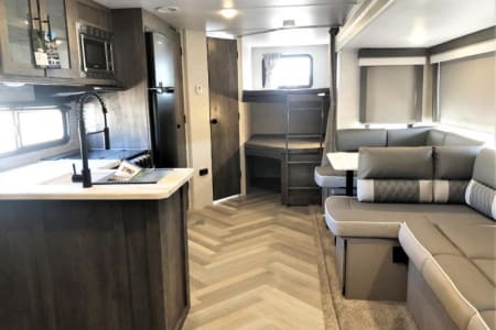 RV Rental bakersfield,California-(CA)