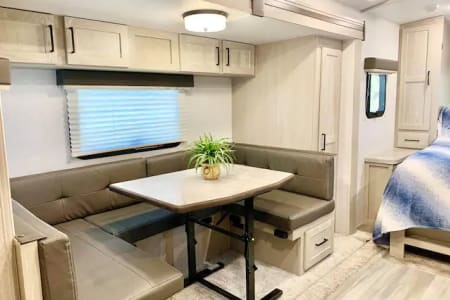 Village of Oak CreekRV rentals