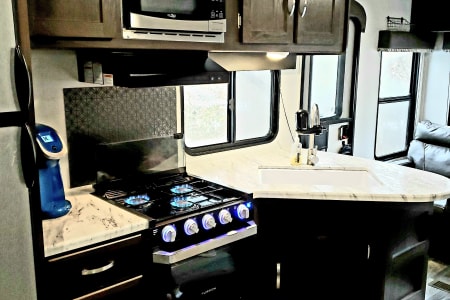 Lenoir CityRV rentals