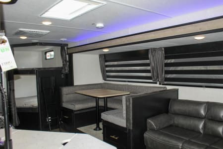 RV Rental sacramento,California-(CA)