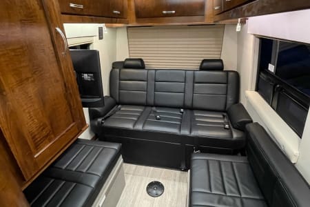 South LyonRV rentals