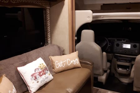 EmarLakesProvincialPark Rv Rentals