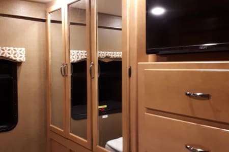 EmarLakesProvincialPark Rv Rentals