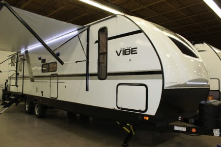 2021 Forest River Vibe 28BH- With Bunk Room