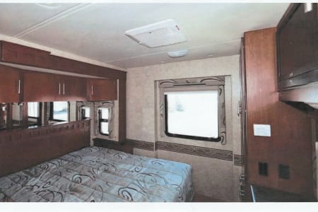 WhitneyLakesProvincialPark Rv Rentals