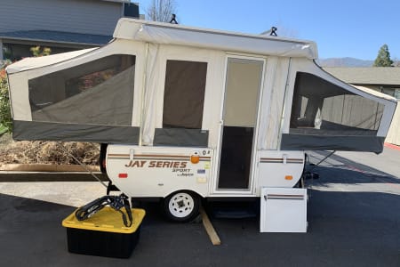 2012 Jayco Sport Pop-Up Tent Trailer - Lightweight (SUV tow), quick set up!