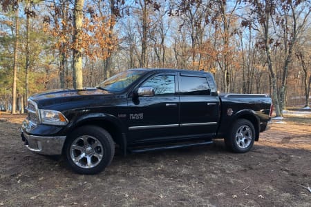 RAM Crew Cab 8000 lb tow capacity