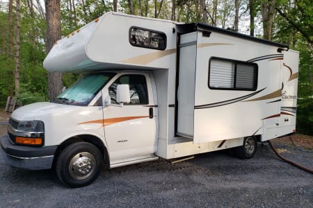 Unlimited Miles Coachmen Freelander 22QB