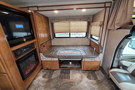 RV Rental chicago,Illinois-(IL)