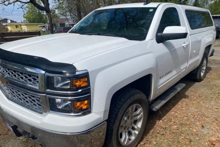 Anchorage AK 2015 Chevrolet Silverado w/ camper shell