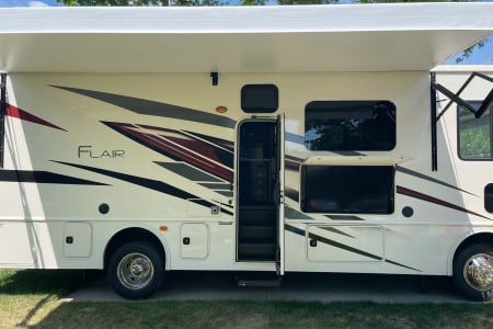 CoteauDesPrairiesLodgeAndCampground Rv Rentals