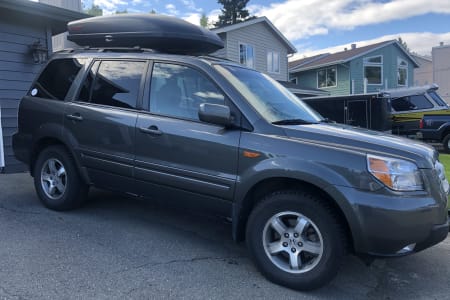 Anchorage AK 2008  Honda Pilot with SUV tent, lockable cargo bin