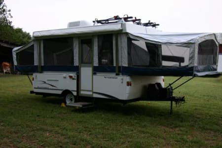 2005 Fleetwood Americana Victory Pop Up Camper