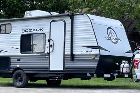 Waller TX 22’ 2021 Ozark Camper Trailer