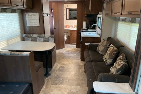 CouncilGroveCityLakeCampground Rv Rentals