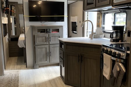 Pet Friendly - 2021 Shasta Travel Trailer