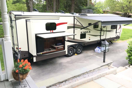 2016 Jayco EAGLE 31 Foot TSBH
