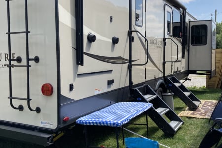 4848Festival Rv Rentals