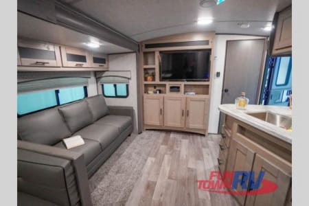 ArbuckleRVResort Rv Rentals