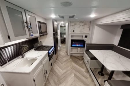 2021 Toy Hauler Travel Trailer that comfortably sleeps 6