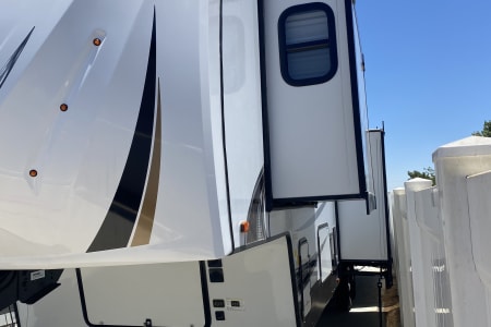 Quartz HillRV rentals