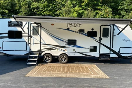 MohntonRV rentals