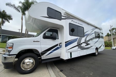 RV Rental riverside,California-(CA)