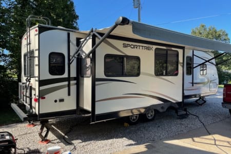 2015 Venture Rv Sporttrek