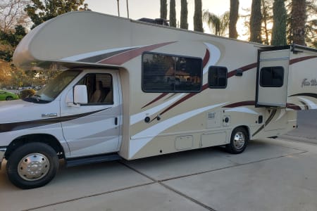 RV Rental bakersfield,California-(CA)