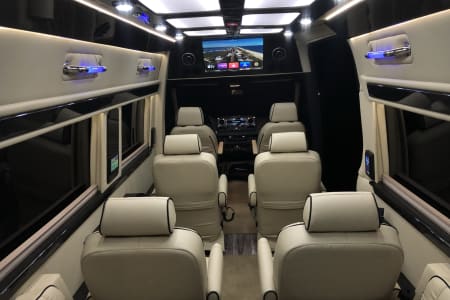 2022 Mercedes Luxury Executive Sprinter - 170 EXT - Midwest Ultimate Coach