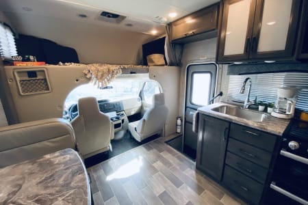 Apache JunctionRV rentals