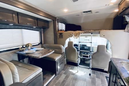 Apache JunctionRV rentals