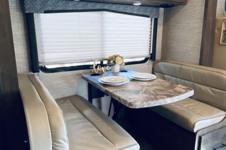 Apache JunctionRV rentals