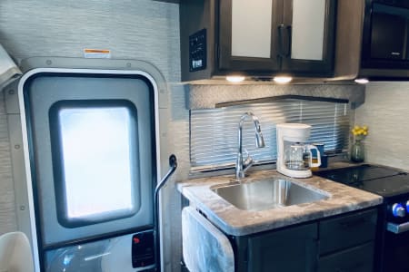 Apache JunctionRV rentals