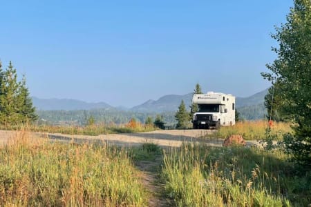 GoldenRV rentals