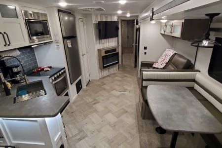 CaveJam Rv Rentals