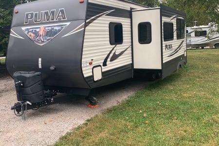 Puma Palomino Well equipped family camper fully stocked and ready to camp!