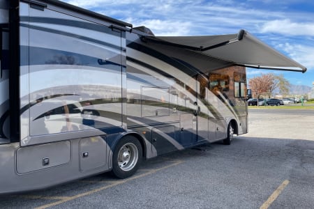 HOLLADAYRV rentals