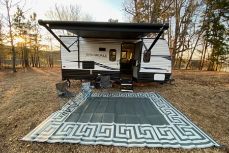 2022 Keystone Springdale mini 1760BH w/ solar flex