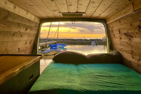 RV Rental urban-honolulu,Hawaii-(HI)