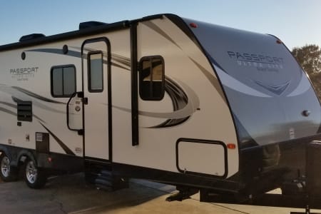 2017 Keystone Passport Ultra Lite Bunkhouse