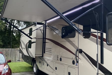 ROYAL PLM BCHRV rentals