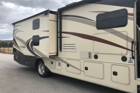 ROYAL PLM BCHRV rentals