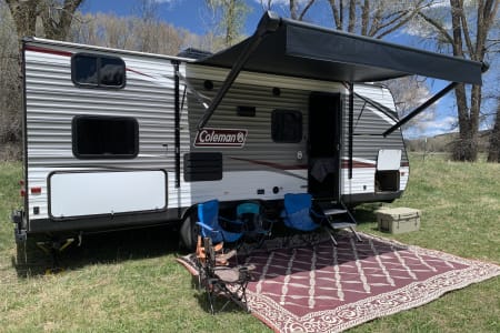 2020 Keystone RV Coleman Lantern LT - Family Rig